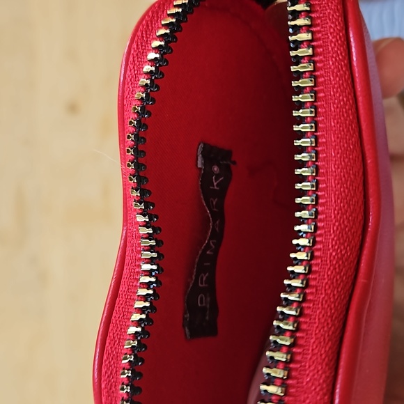 PRIMARK HEART SHAPE COIN POUCH - Picture 5 of 9